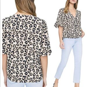 🛍 4/$25! Sanctuary Leopard Surplice Flutter Top